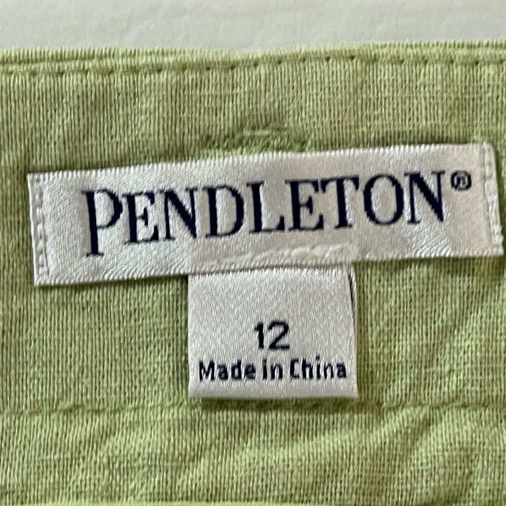 Pendleton Linen Blend Bermuda Shorts Woman’s Green Pockets Size 12 - Picture 11 of 11